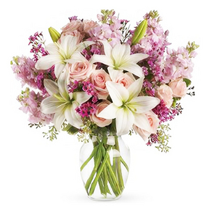薰衣草玫瑰、淡粉色康乃馨、薰衣草雏菊、淡粉色百合、粉色配花和绿色植物。 送花到台湾,送花到上海,全球送花,国际送花