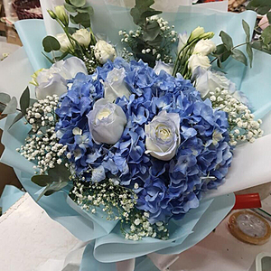 碎冰藍繡球花束 送花到台灣,送花到大陸,全球送花,國際送花